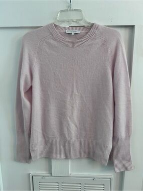 White and Warren light pink cashmere size slit crew neck sweater small
